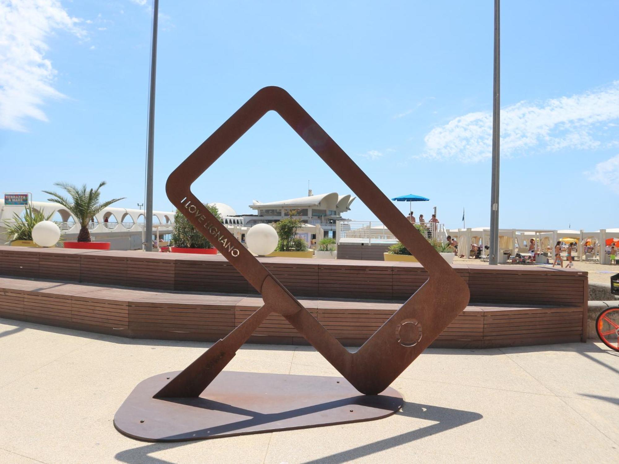 Apartamento Lucerna Lignano Sabbiadoro Exterior foto