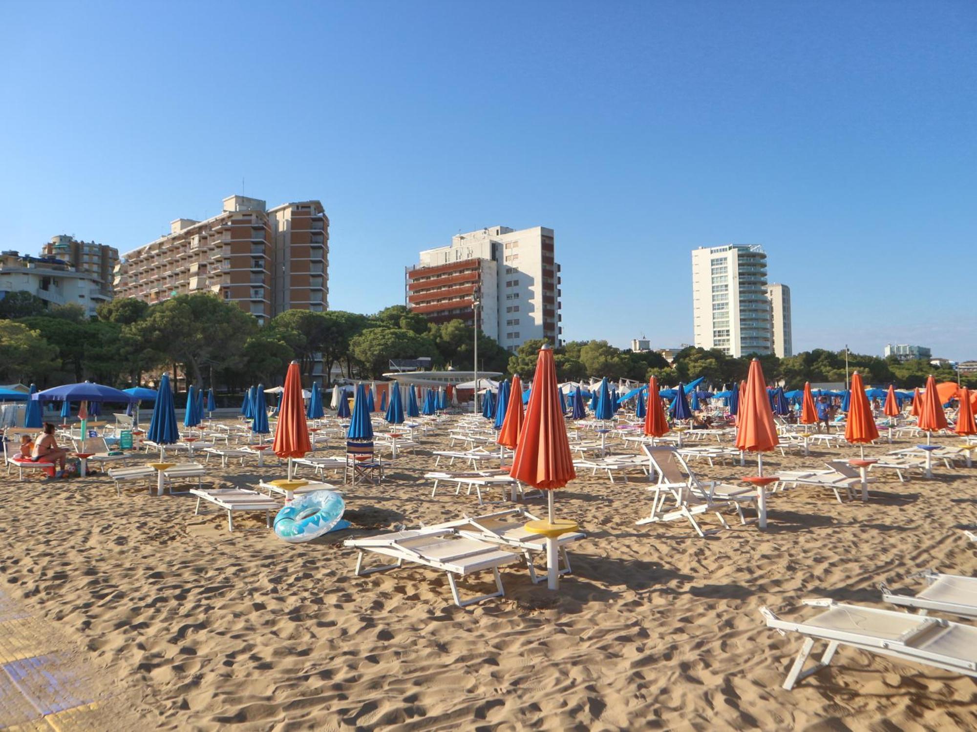 Apartamento Lucerna Lignano Sabbiadoro Exterior foto